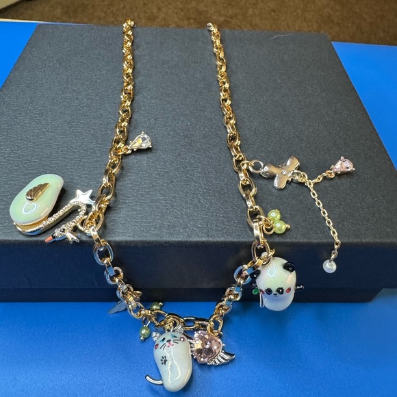 Betsey Johnson Gold Charm Necklace with Cat and Wing Pendants - Picture 11 of 12